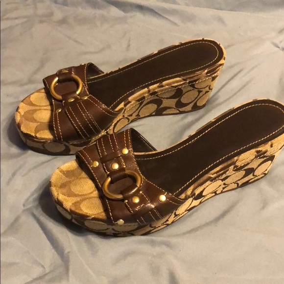 Authentic Coach wedges - Picture 3 of 3